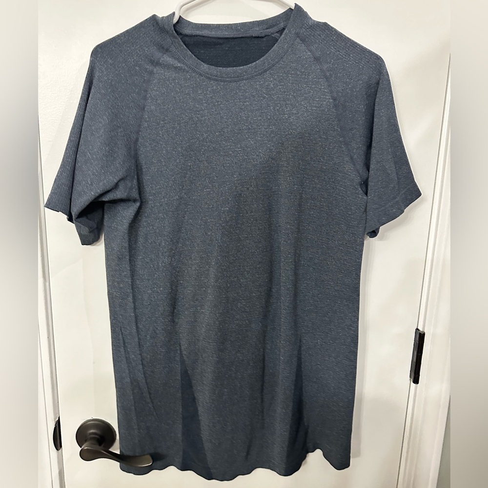 Hylete  Men's Blue Shirt